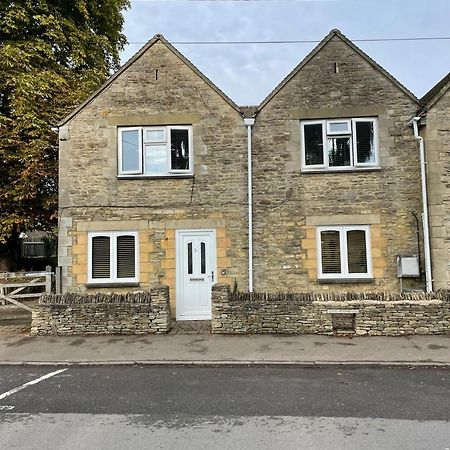 The Old Bakery Apartamento South Cerney Exterior foto